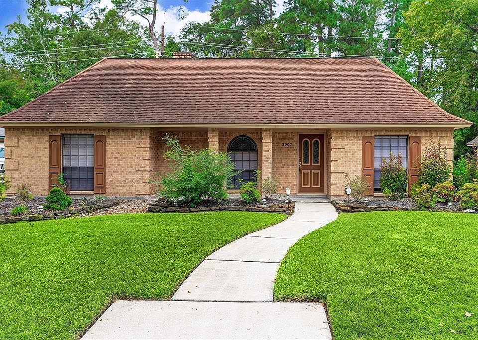 1st image of 3907 Oak Gardens Dr