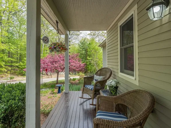 92 Pointe Trinity Drive, Strafford, NH 03884