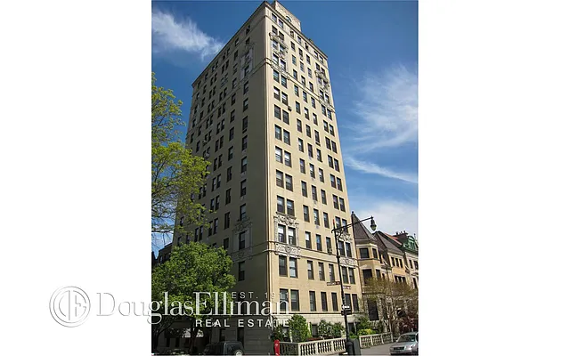 Sold by Douglas Elliman | media 7