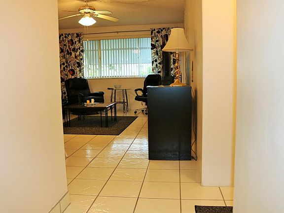 4th image of 2769 S Garden Dr #105