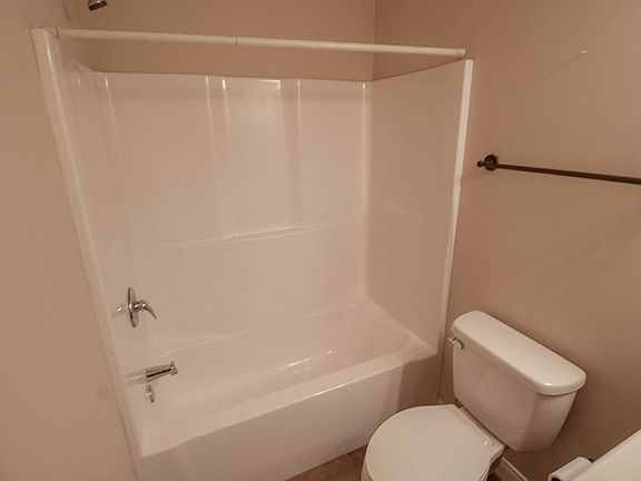5th image of 4618 Dehaven Dr