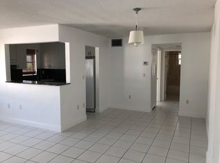 240 Collins Ave APT 3F, Miami Beach, FL 33139