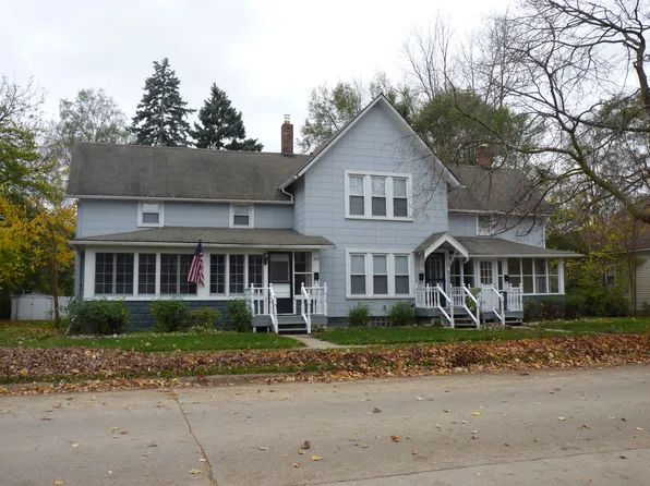 327 Church St, Belleville, MI 48111