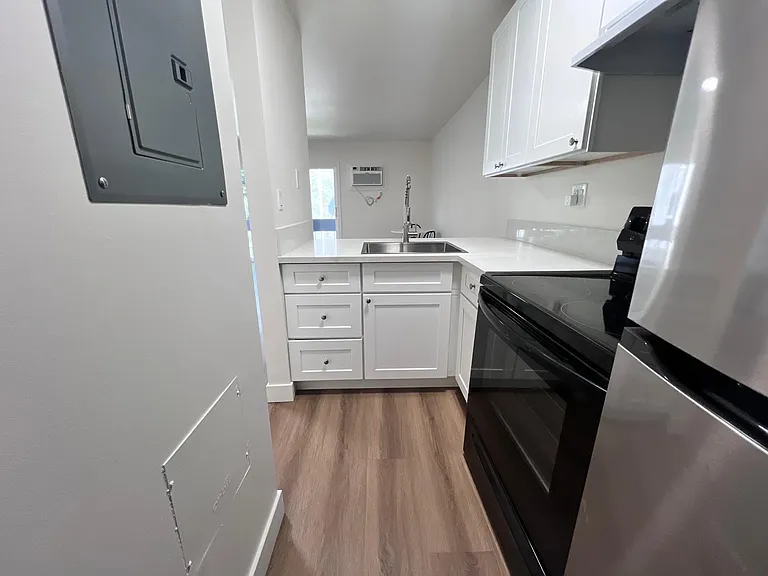 9011 Tobias Ave #Y238 — Photo 4