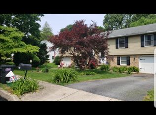 36 Kendes Rd, Millersville, PA 17551
