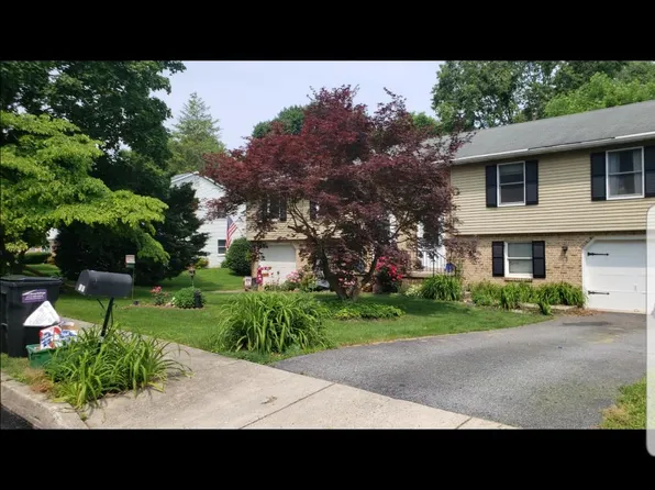 36 Kendes Rd, Millersville, PA 17551