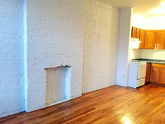 Rented by Sunrise Real Estate