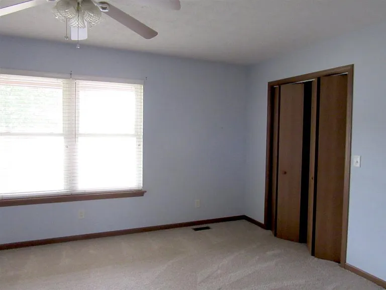 1312 Shining Armor Ln — Photo 8