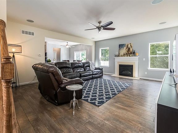 Huge family room and fireplace