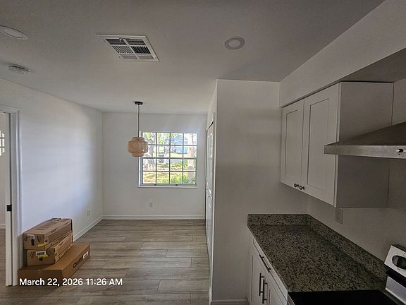5th image of 1406 36th Ave