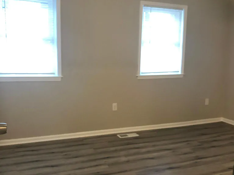 542 Newbury Ct — Photo 20