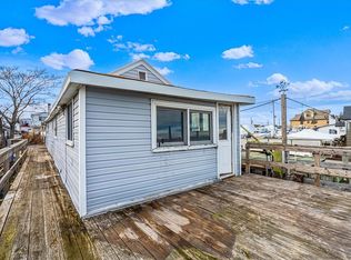 1635 Church Rd, Broad Channel, NY 11693