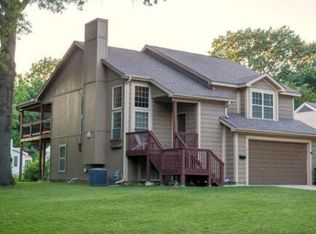 7426 Walmer St, Overland Park, KS 66204