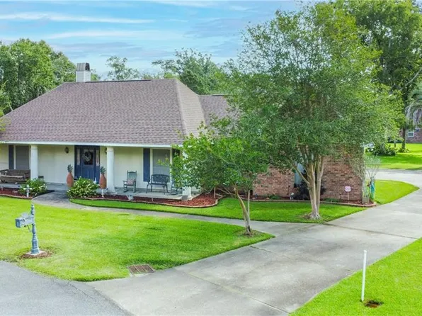 37161 Shadow Ct, Prairieville, LA 70769