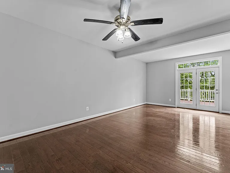 21268 Park Grove Ter — Photo 44