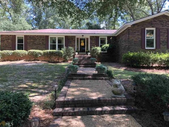 812 Woodland Dr, Montezuma, GA 31063