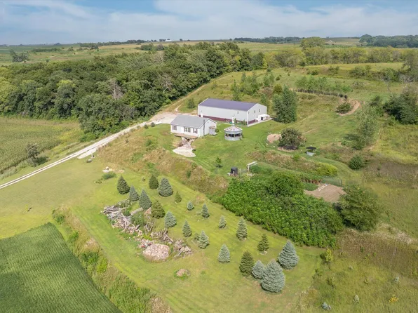 62755 350th St, Malvern, IA 51551