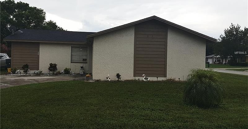 1st image of 825 Cinnamon Dr