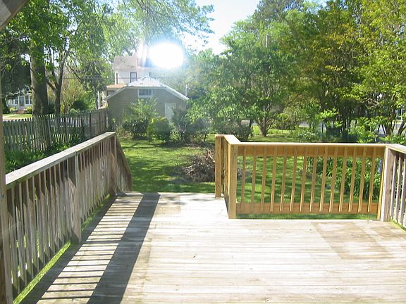 Deck off master bedroom