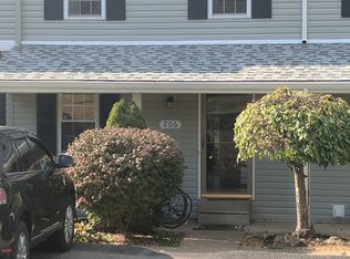 206 Parkwood Dr, Cranberry Township, PA 16066