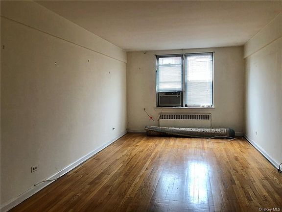 5th image of 3535 Kings College Pl APT 6K