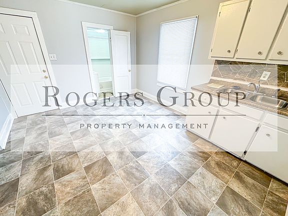 2nd image of 908 Crozier St