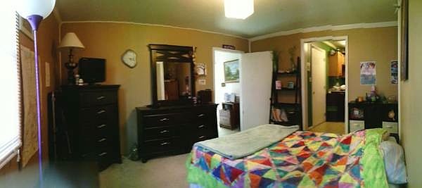 2nd image of 1013 W University Ave