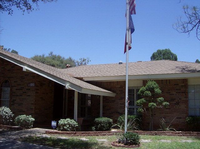 1st image of 3120 Deering Dr