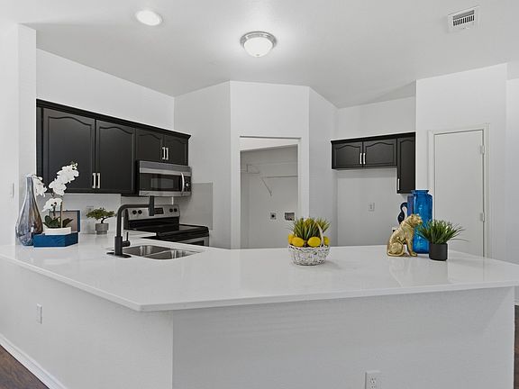 5th image of 1504 Barbara Dr
