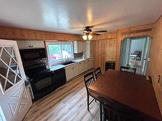 3rd image of 11787 Staffordsburg Rd