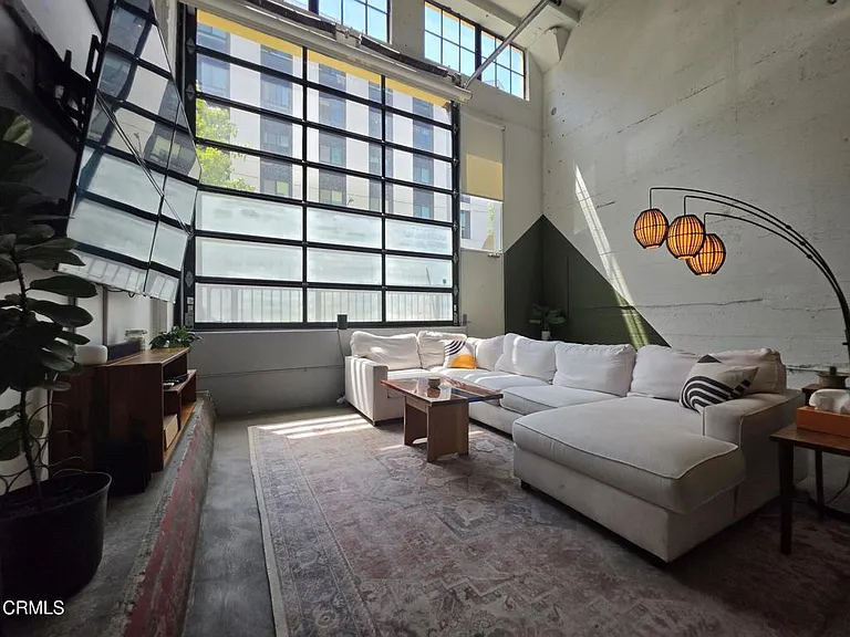 200 N San Fernando Rd #108 — Photo 14