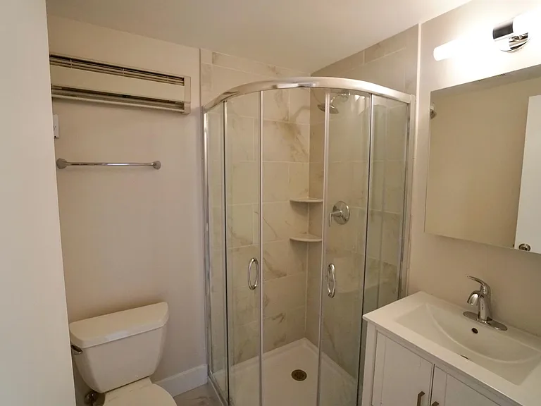 2515 University Pl NW #B — Photo 9