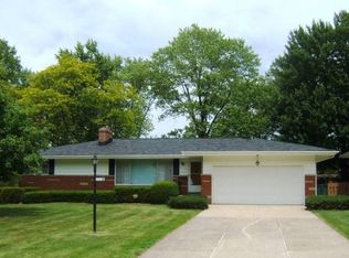 7693 Ragall Pkwy, Middleburg Heights, OH 44130