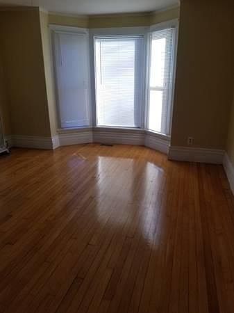 2nd image of 132 Main St #B