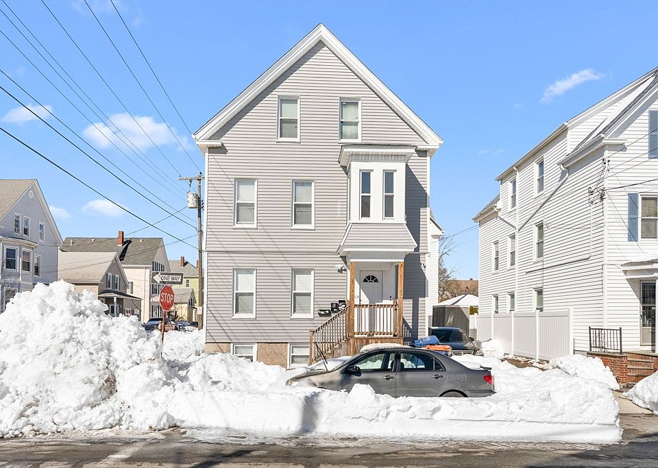 1st image of 105 Thompson St