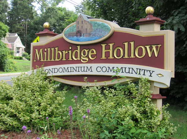 22 Prospect Street #54, Manchester, CT 06066