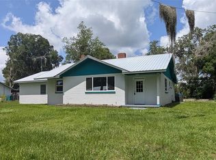 414 S Prospect St, Crescent City, FL 32112