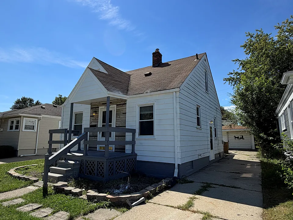 22525 Gascony Ave