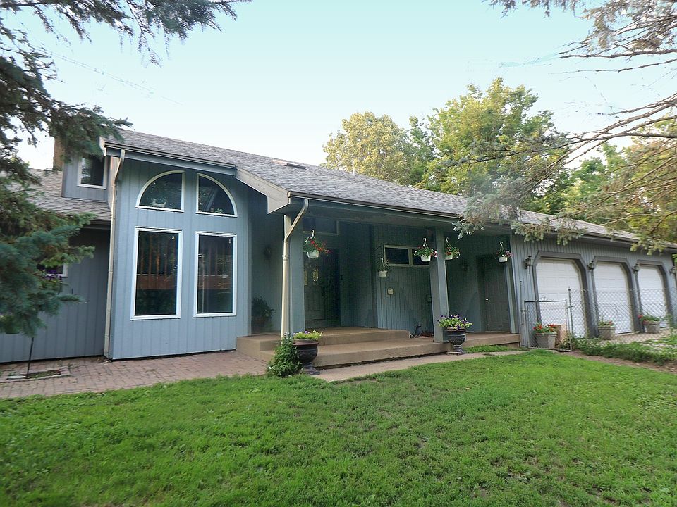 18720 Kishwaukee Valley Rd, Marengo, IL 60152 | Zillow