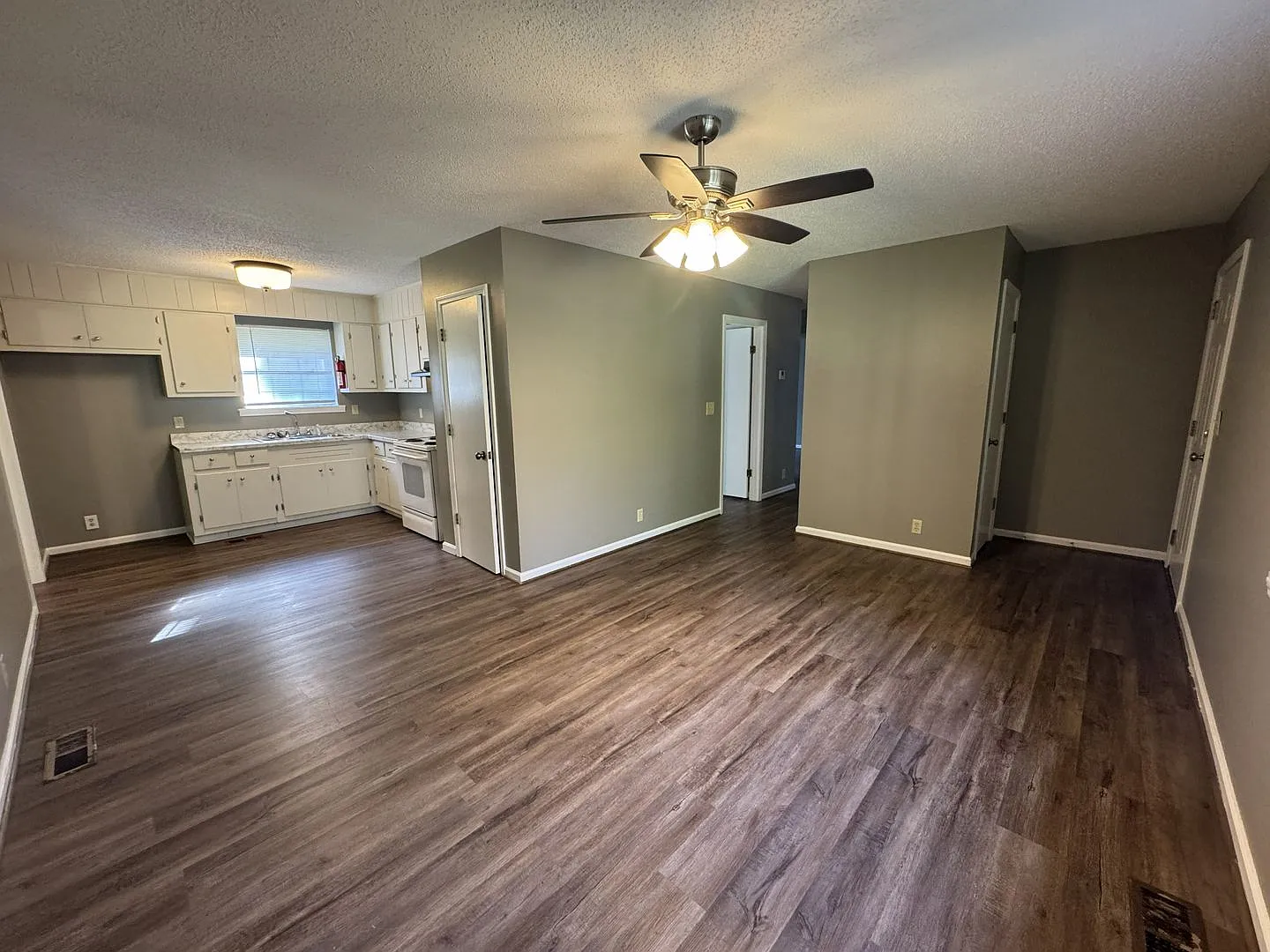 1088 County Road 219 — Photo 4