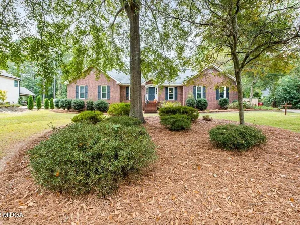 104 Saint Thomas Pl, Macon, GA 31210