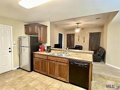 5th image of 42344 Palmstone Ave