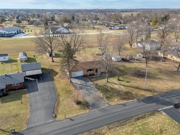 3052 S Fielding Rd, New Palestine, IN 46163