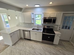 222 Maple St, Bangor, ME 04401