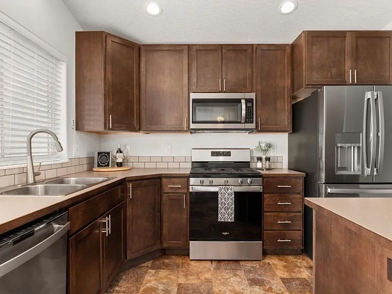 1526 N Minam Loop — Photo 18