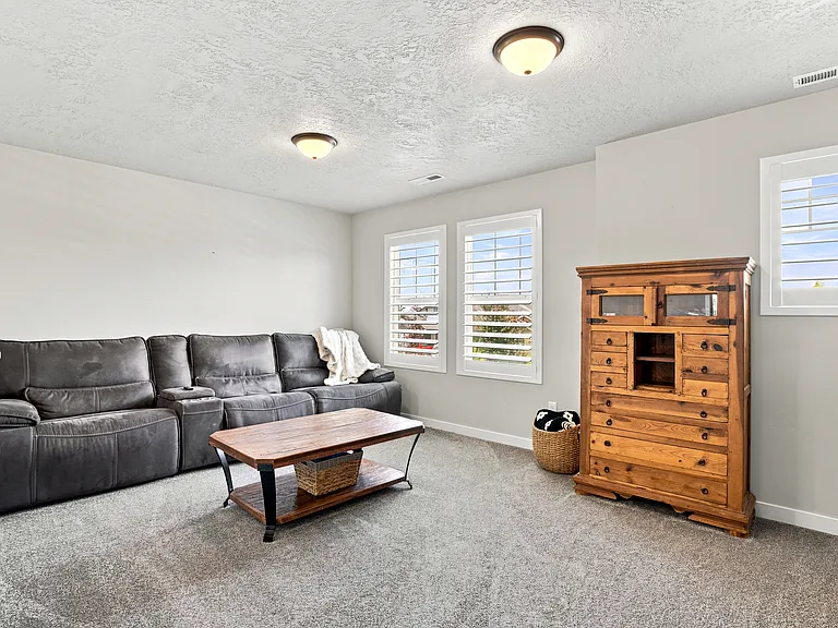 7673 E Brigade Dr — Photo 27
