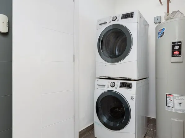 2222 Ocean Avenue image 7 of 11