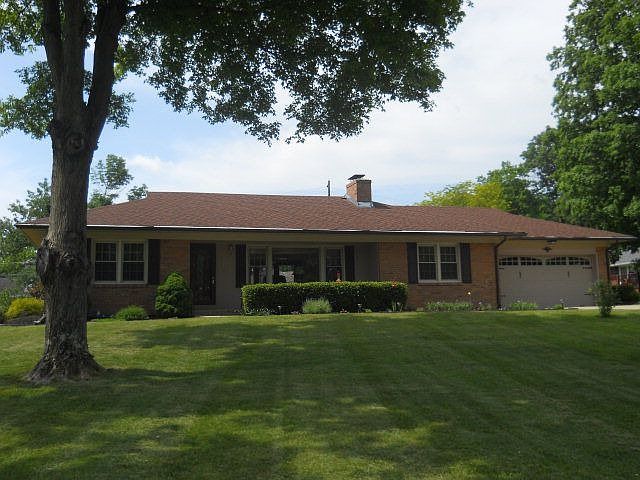 1st image of 70 Fruit Hill Dr