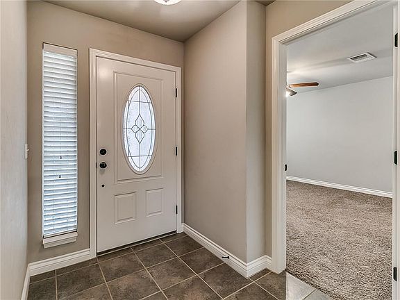 2nd image of 2411 Lerkim Cir