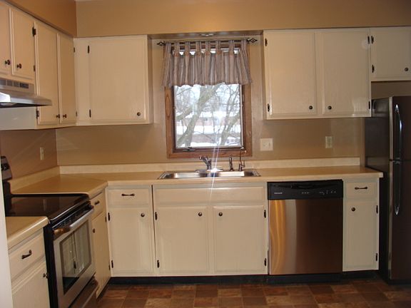 3rd image of 312 Arcadian Place #8